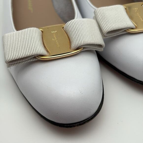 Salvatore Ferragamo Women’s White Shoes Size 7 1/2 AA - Picture 6 of 15